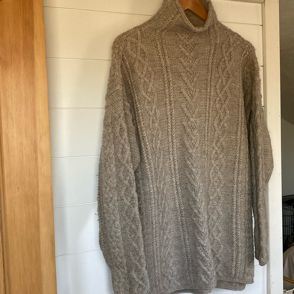 Roberta Freymann Vintage 100% Wool Sweater